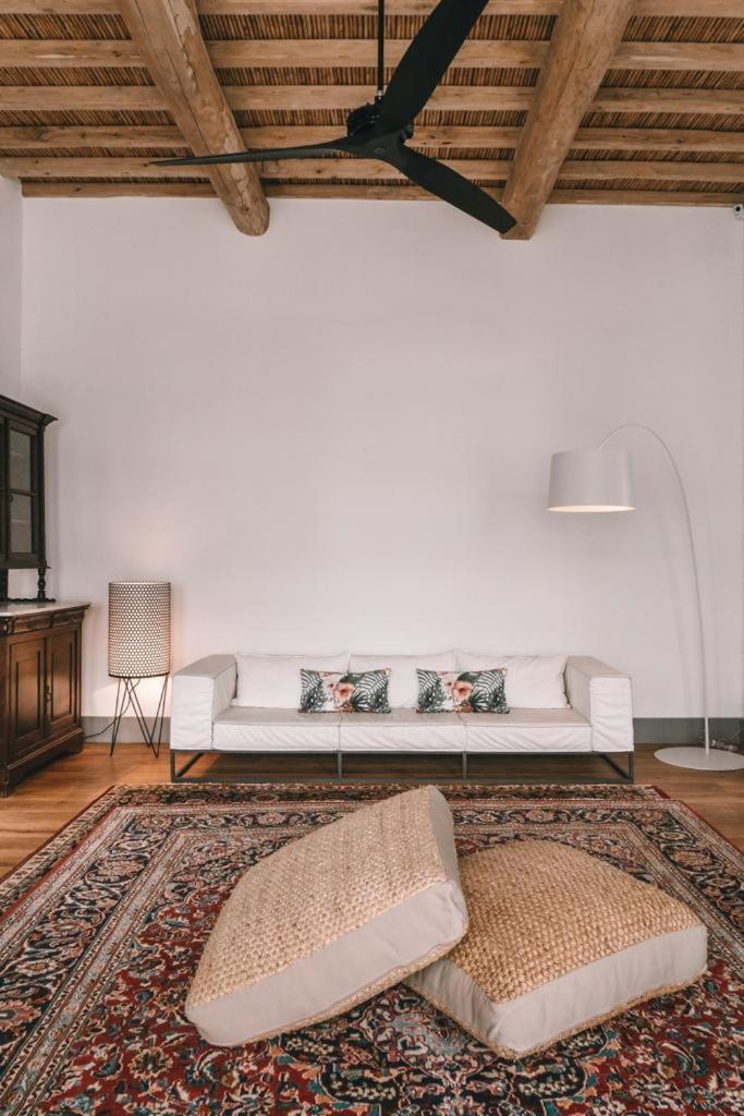 One Manto Square Apartment Mykonos Town Ngoại thất bức ảnh