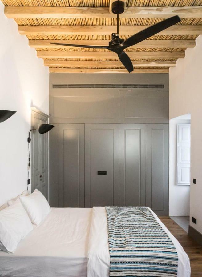 One Manto Square Apartment Mykonos Town Ngoại thất bức ảnh