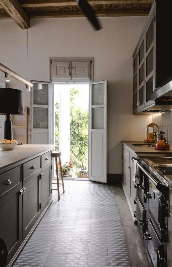 One Manto Square Apartment Mykonos Town Ngoại thất bức ảnh